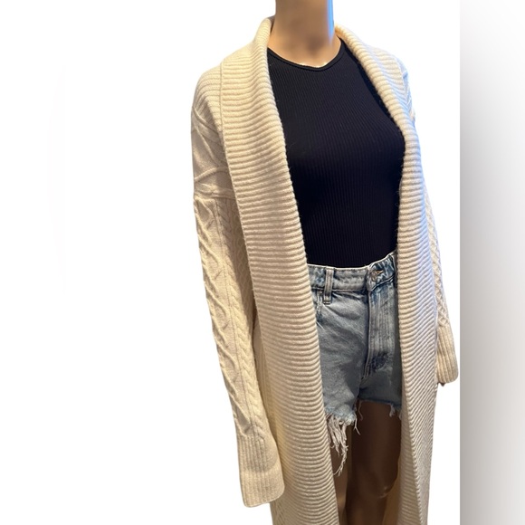 Stunning floor length cream cardigan - Picture 4 of 7